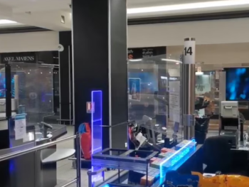 installation 8 écrans 32 pouces